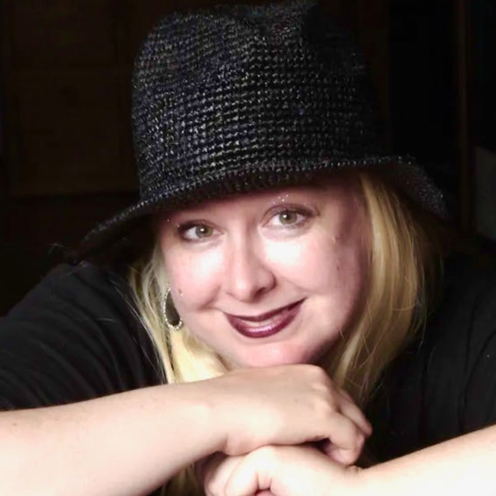 Meet your Posher, Hawk Wings7